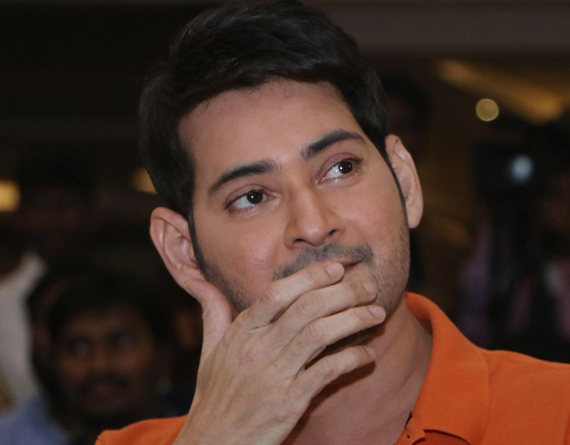 Mahesh at Sarileru Neekevvaru Thanks Meet